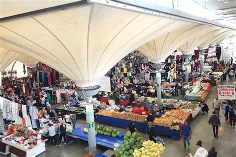 kadıköy salı pazarında neler var
